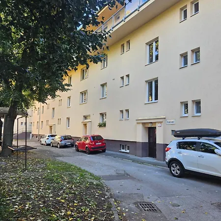Luxusny Pri Nemocnici קושיצה