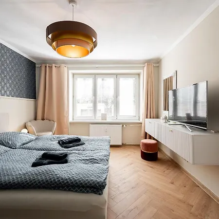 Luxusny Pri Nemocnici 아파트 *